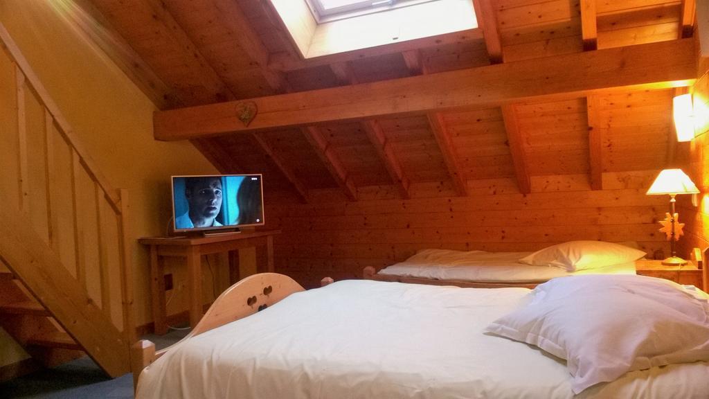 ホテルDomaine De La Sapiniere Thorens-Glières エクステリア 写真