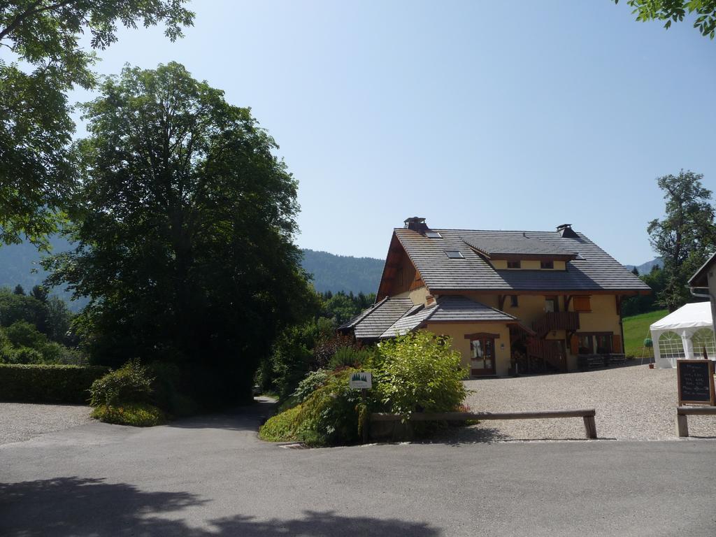 ホテルDomaine De La Sapiniere Thorens-Glières エクステリア 写真